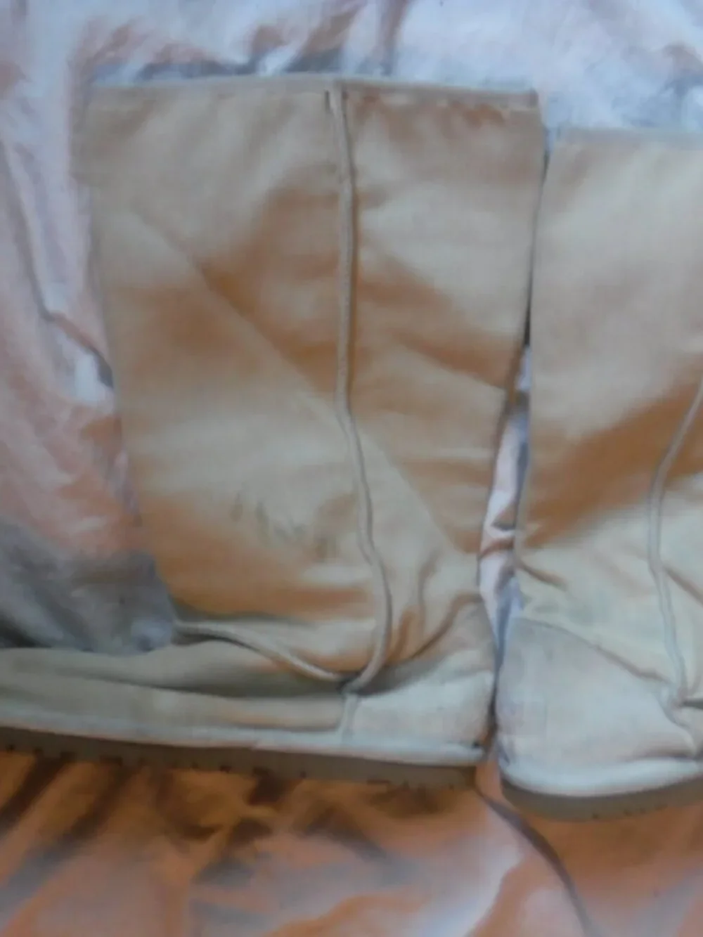 Uggs Beige Boots Womens Size 6 Pre OWned